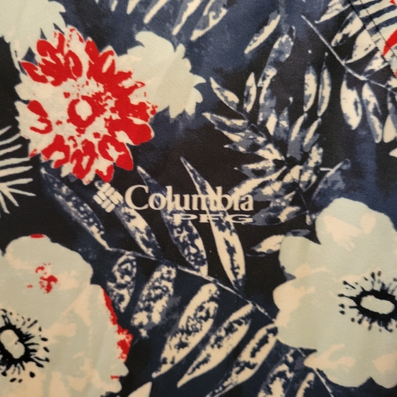 Columbia Women's Super Tidal Tee Omni-Shade T-Shirt (Large, Collegiate Navy) - Picture 4 of 4